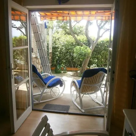 Апартаменты Kleine In Mit Kleiner Terrasse *